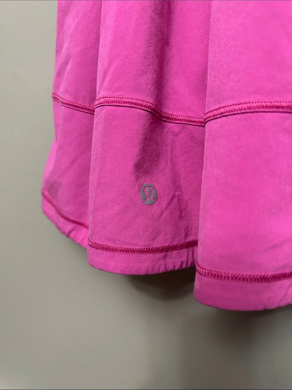 Lululemon Pace Rival pink skirt Sz 8